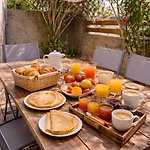 Holiday home Domaine Du Prieure Avec Piscine Ancien Couvent & Presbytere