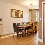 Holiday home Domaine Du Prieure Avec Piscine Ancien Couvent & Presbytere Carcassonne