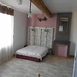 Domaine Du Prieure Avec Piscine Ancien Couvent & Presbytere Holiday home *
