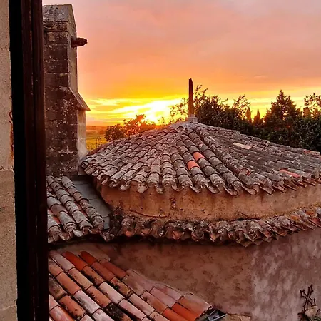 Domaine Du Prieure Couvent & Presbytere * قرقشونه